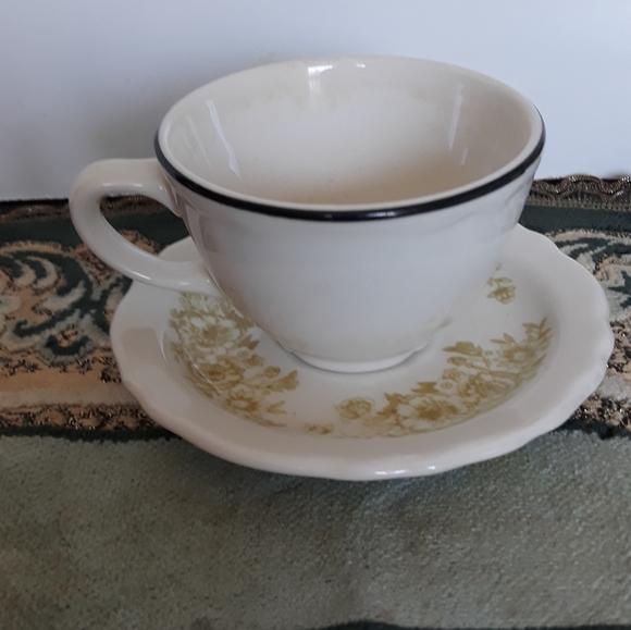 Vintage Coffee Saucer. B01 - Picture 2 of 3